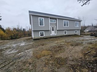45 Lindsay Dr, Levant, ME 04456