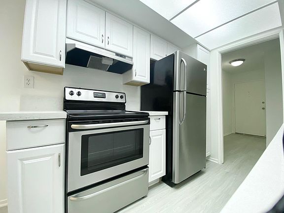 3rd image of 11640 Kiowa Ave #406