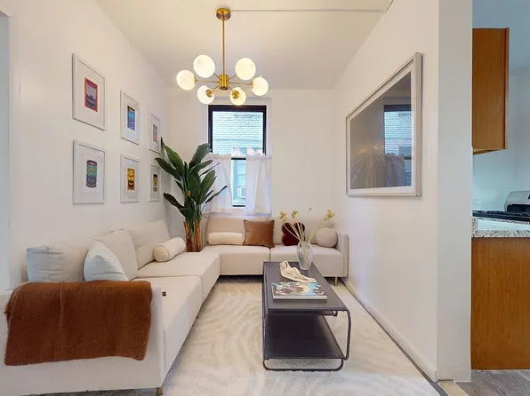 21-57 33rd St #1H, Astoria, NY 11105