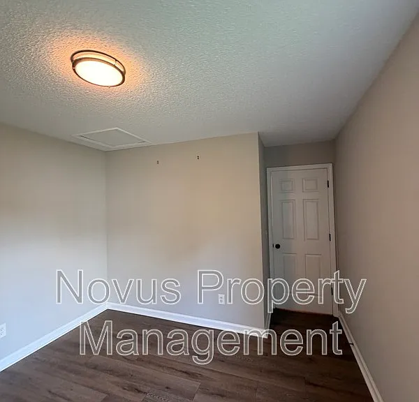 177 Melleray Ct — Photo 15