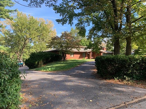 3rd image of 151 Kings Dr