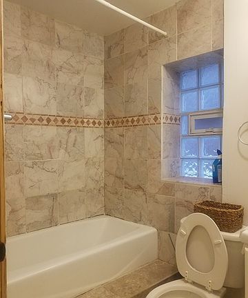 4th image of 2858 W Lyndale St #1