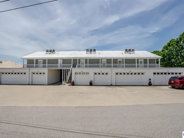 62 Lookout Dr, Brandenburg, KY 40108