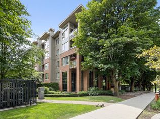 139 W 22nd St #304, North Vancouver, BC V7M0B5
