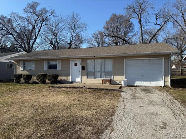 1164 Camp Jackson Rd, Cahokia, IL 62206