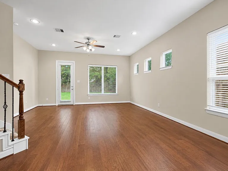 22503 Miramar Bend Dr — Photo 11