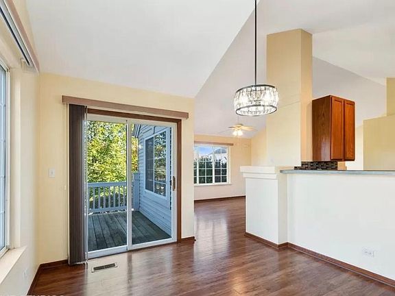 2nd image of 562 S Rosehall Ln #562
