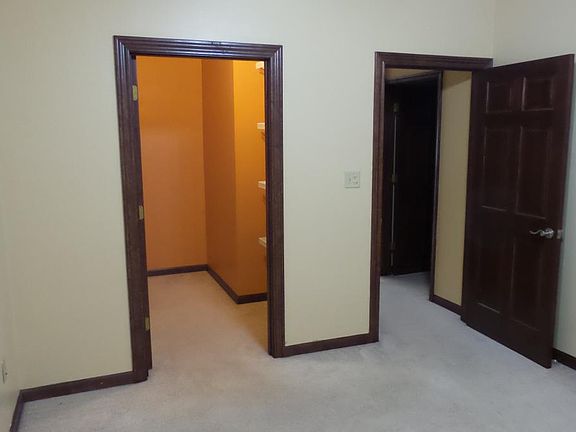 Second bedroom with large walkin closet