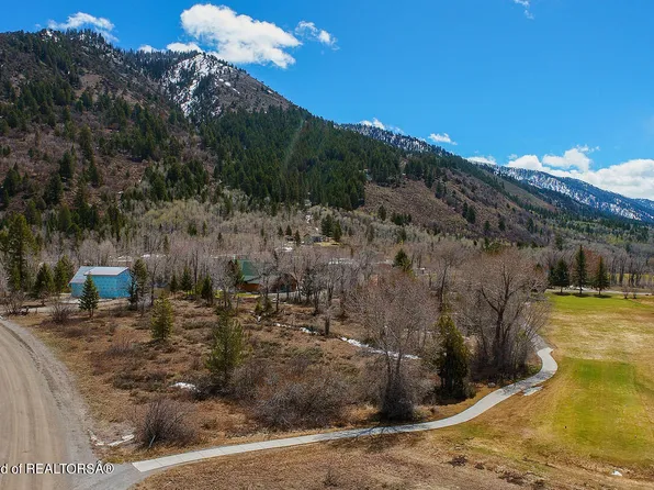 183 Hardman Rd, Thayne, WY 83127