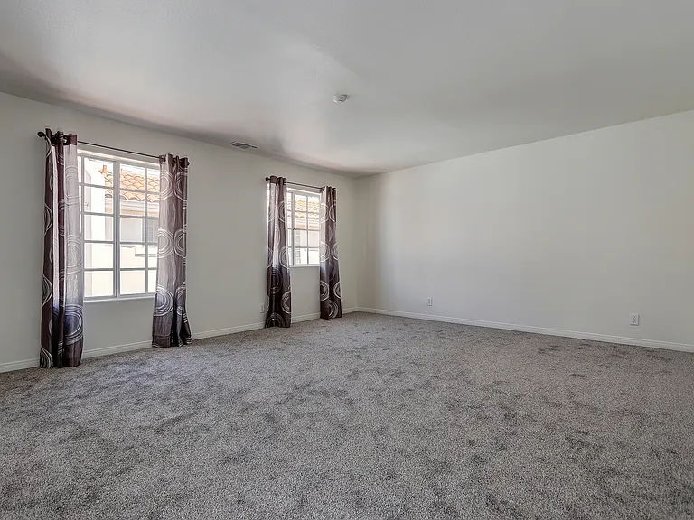 511 N Elena Ave #B — Photo 16