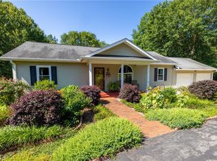 106 Quail Creek Dr, Liberty, SC 29657