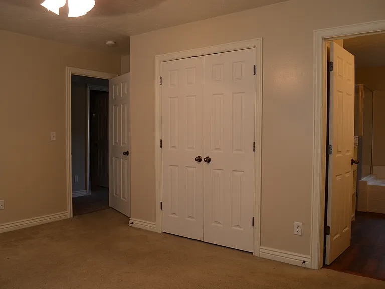 152 S 1100 W — Photo 6