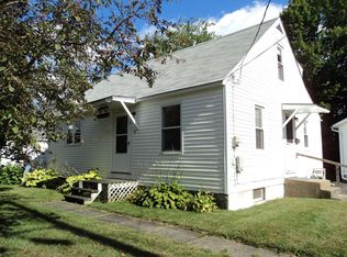 17 Pennington Dr, Burlington, VT 05408