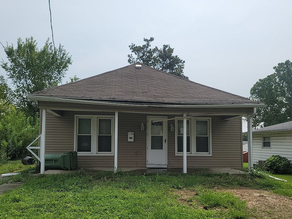 1st image of 1107 Barham Ave