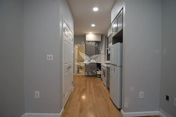 Rented by Red Sparrow Realty Group | media 27