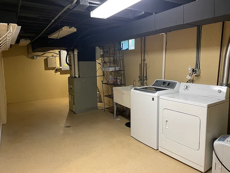 LAUNDRY 1_06252024
