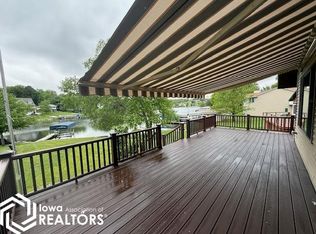 1015 Lakeshore Dr, Brooklyn, IA