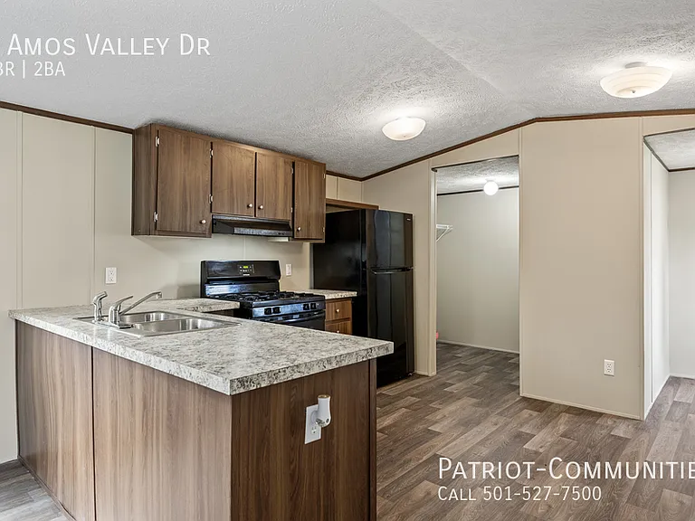 4 Amos Valley Dr — Photo 5