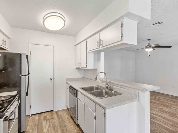 4375 E Sunset Rd APT 1213
