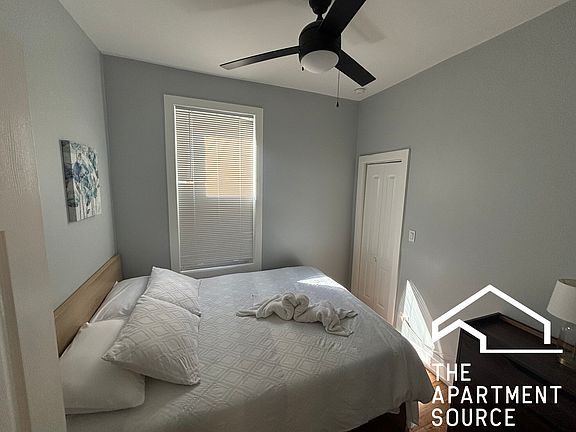 5th image of 1624 W Beach Ave #2REAR