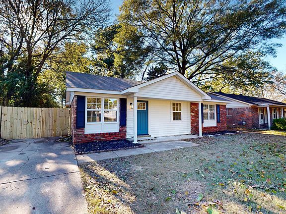 2nd image of 8477 Southaven Cir W