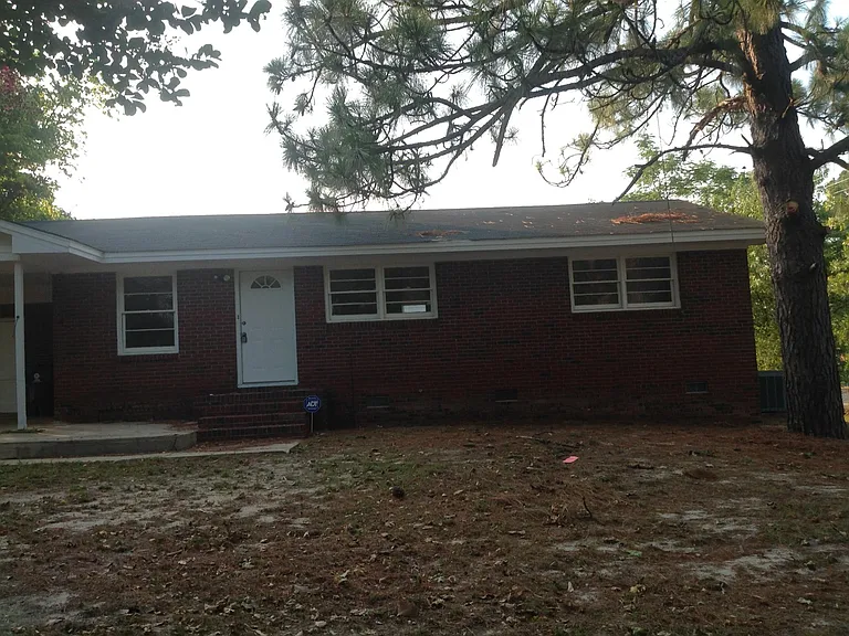 1403 Faye Ave — Photo 5