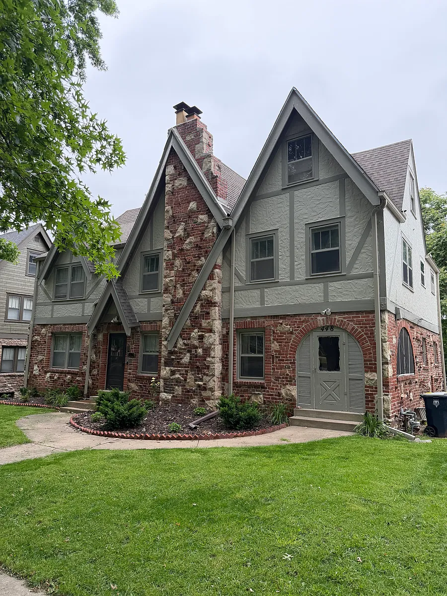 Building Photo - 446 E Meyer Blvd