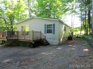 14 Heron Rd, Clayville, NY 13322