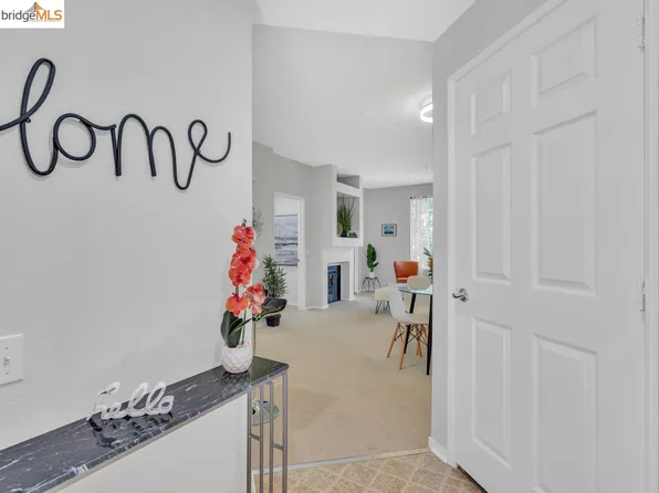 320 Caldecott Ln Unit 224, Oakland, CA 94618