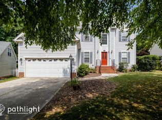 104 Edmonton Ct, Cary, NC 27518