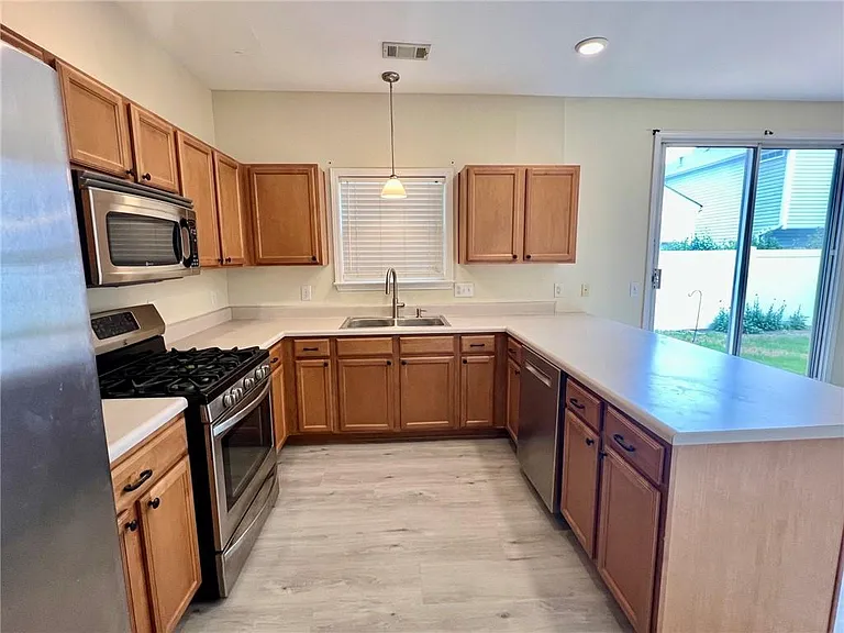 247 Hiawassee Dr — Photo 3