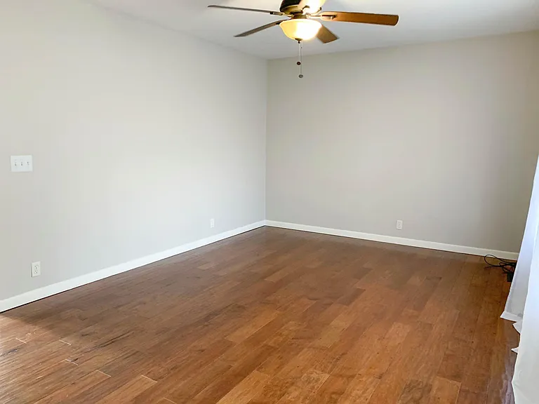 112 Grapevine Ct — Photo 16