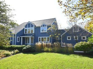 3411 W River Dr, Mequon, WI 53097