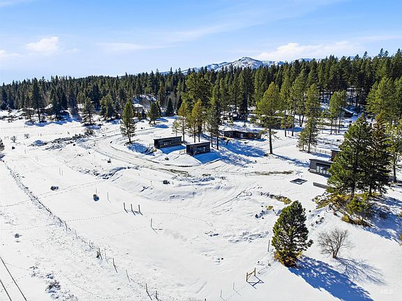 4th image of 104 Raven Loop