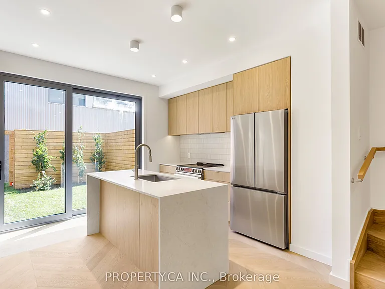 301 Keele St #2 — Photo 8