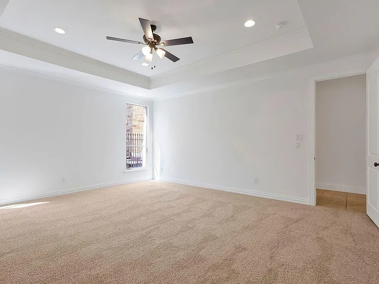 7905 Kickapoo Dr — Photo 18