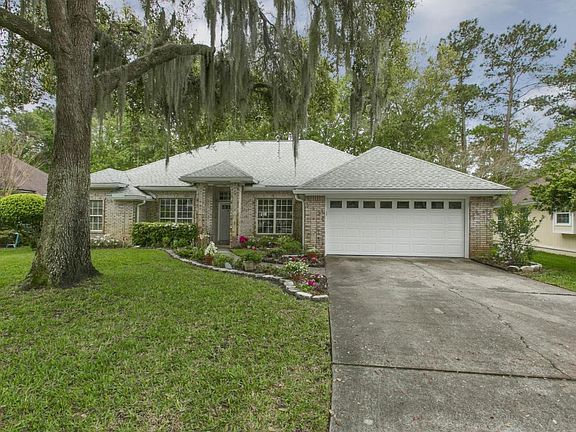 2nd image of 148 Natures Isle Dr