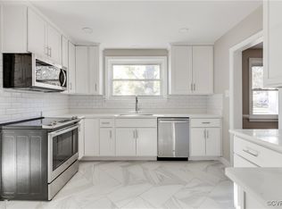 1904 Maple Shade Ln, Richmond, VA 23227