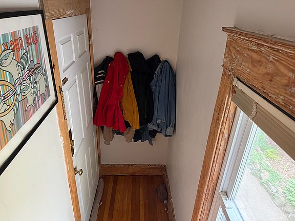 2nd image of 4123 Terrace St APT 3N
