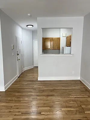 Rented by Five Town Global Realty | media 20