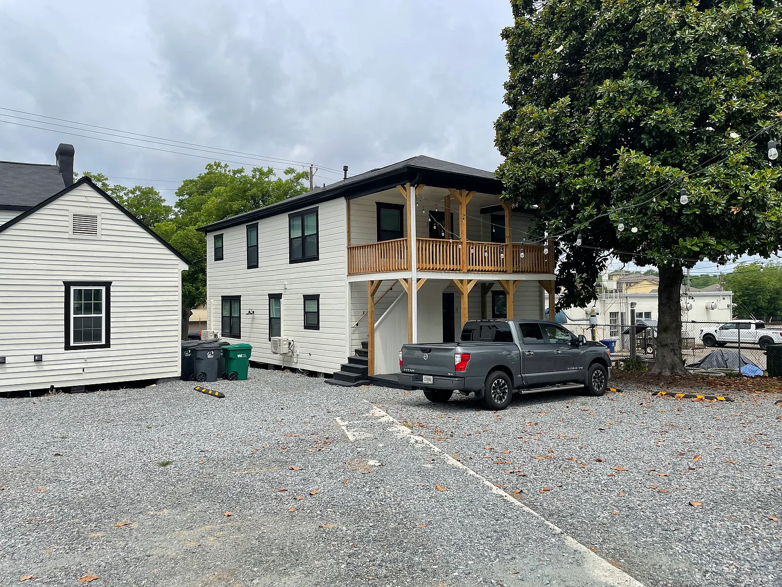3 bed, 1140 sqft, $3,000 — Photo 1