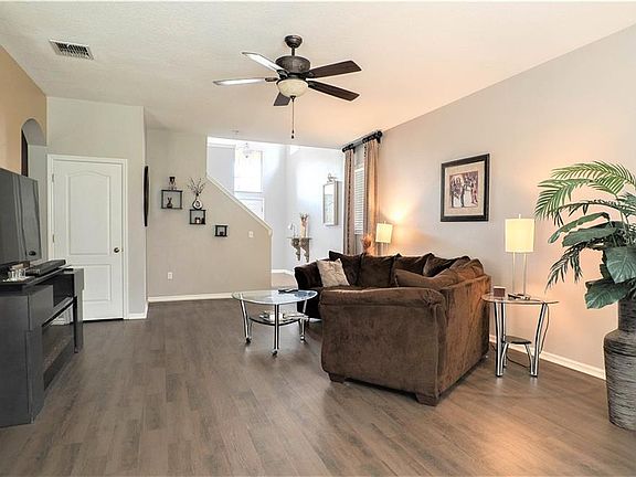 3rd image of 2867 Pewter Mist Ct