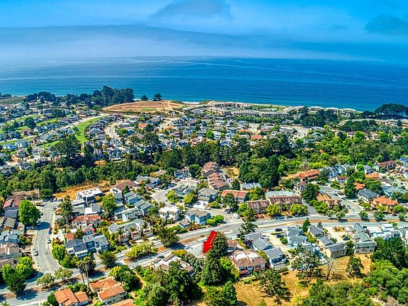 2nd image of 1785 Seascape Blvd