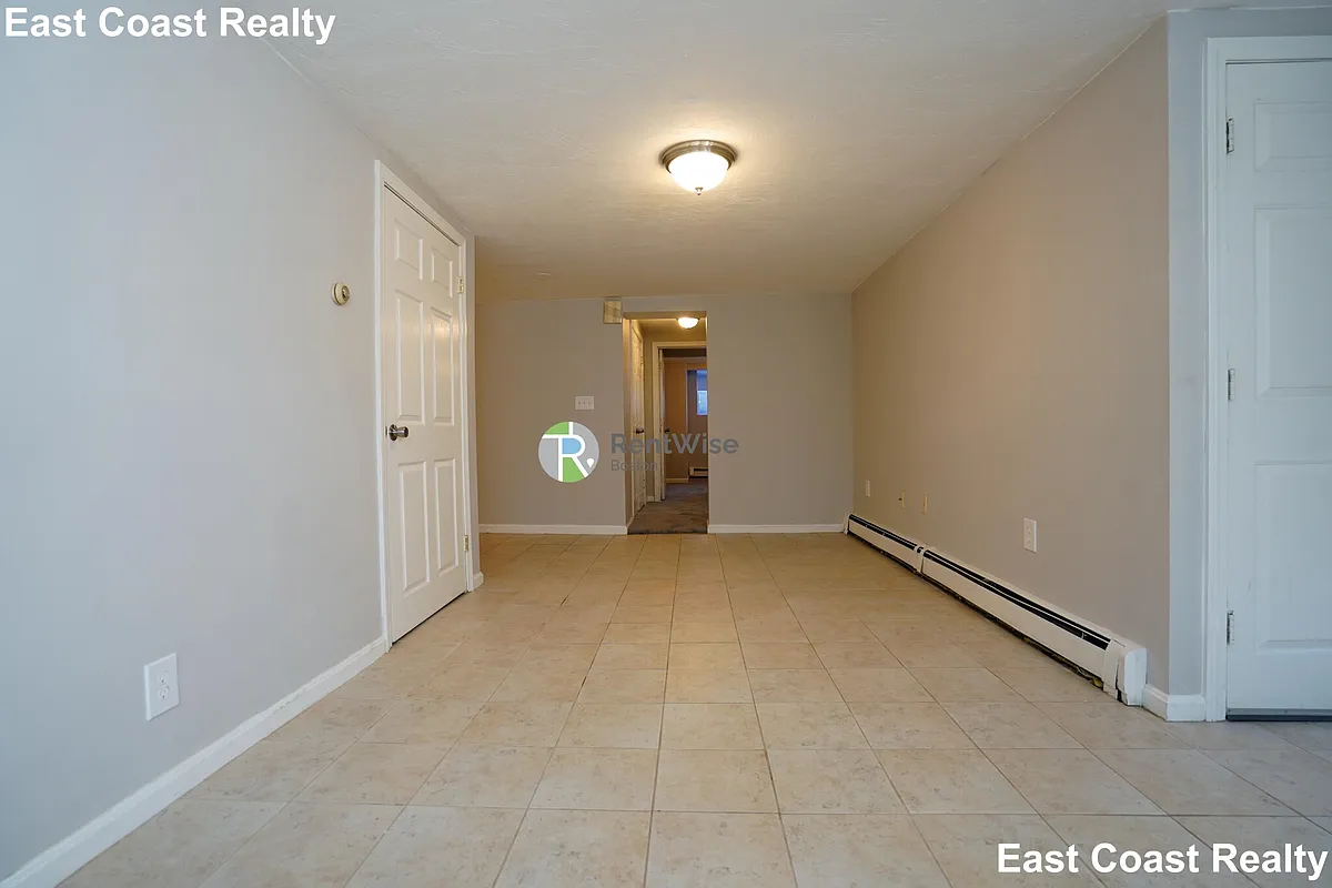 Building Photo - 21 Linden St #A3