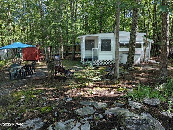 4th image of 2225 Mallard Ln