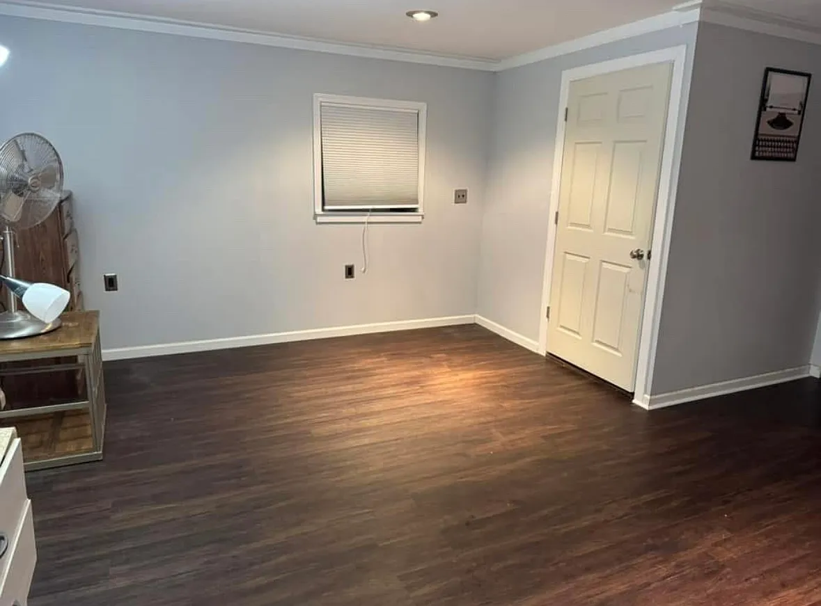 2 bed, 852 sqft, $1,400 — Photo 2