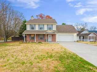 8204 Blarney Ln, Knoxville, TN 37923