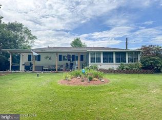 208 Clarks Valley Rd, Tower City, PA 17980