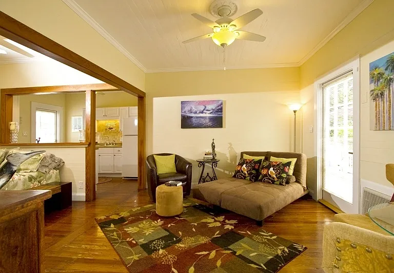 327 Margaret St #2 — Photo 13
