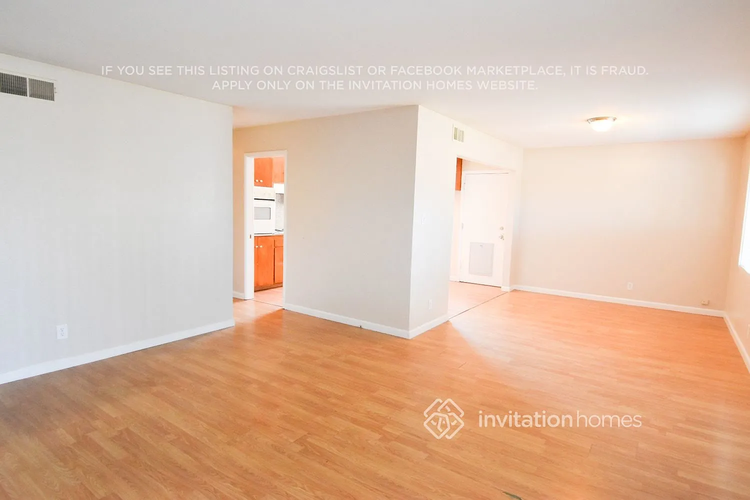 284 Yosemite Dr Pittsburg, CA 94565 — Photo 2